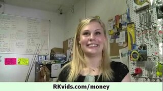 Beroa teen neska dezagun cogida bere cash 10