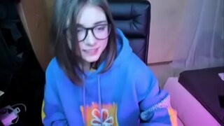 Pendejita игра са дилдо